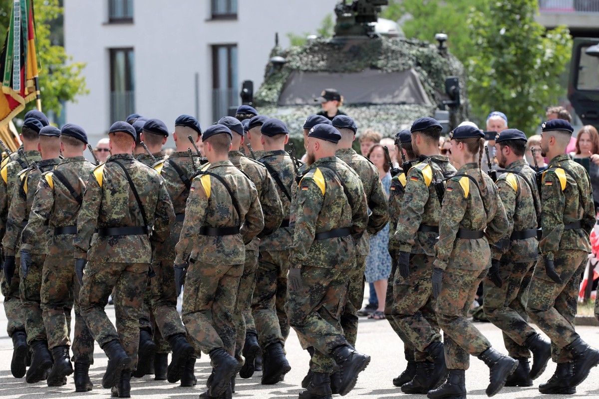 Soldaten des Jägerbataillons 292 JgBtl 292 der Bundeswehr in Donaueschingen. Das Bataillon gehört zur Deutsch-Französischen Brigade DF-Brigade. Symbolbild. Soldaten des Jägerbataillons 292 JgBtl 292 d ...