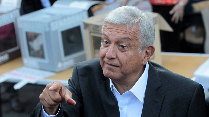 News Bilder des Tages Leftist presidential candidate of the National Regeneration Movement (MORENA), Andres Manuel Lopez Obrador, casts his ballot for the presidential and legislative elections at a p ...