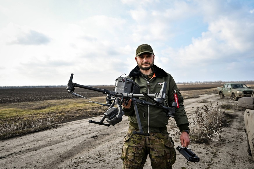 Aerial reconnaissance drill in Zaporizhzhia Region ZAPORIZHZHIA REGION, UKRAINE - MARCH 7, 2023 - A serviceman of the aerial reconnaissance unit of one of the Territorial Defence brigades practises dr ...