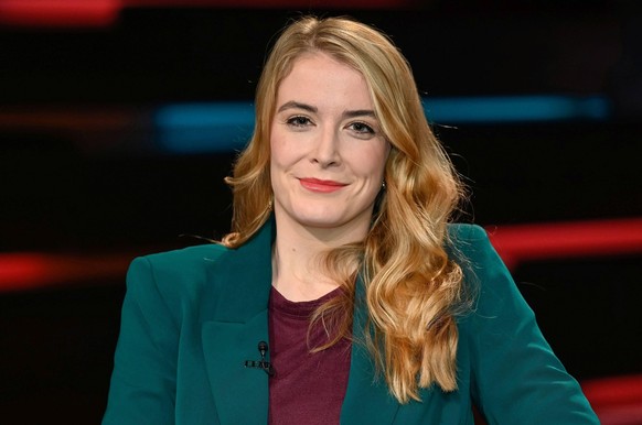 Annika Brockschmidt Historikerin 01/22 her Annika Brockschmidt am 4. Januar 2022 in Markus Lanz , ZDF TV Fernsehen Talkshow Talk Show Deutschland deutsch deutsche Frau Autorin Wissenschaftlerin USA-Ex ...