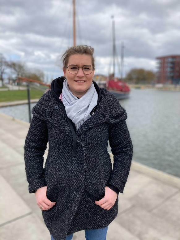 "Wenn ich hier in Greifswald unterwegs bin, spüre ich auch oft den Unmut der Leute": Anna Kassautzki tritt für die SPD an.