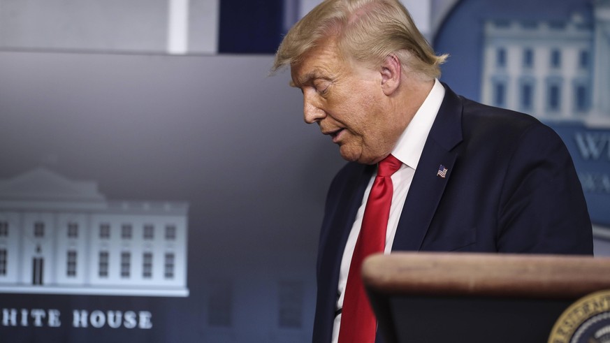 President Donald Trump walks out of the podium after a press briefing in the Brady Press Briefing Room of the White House on July 28, 2020 in Washington, DC. PUBLICATIONxNOTxINxUSA Copyright: xOliverx ...