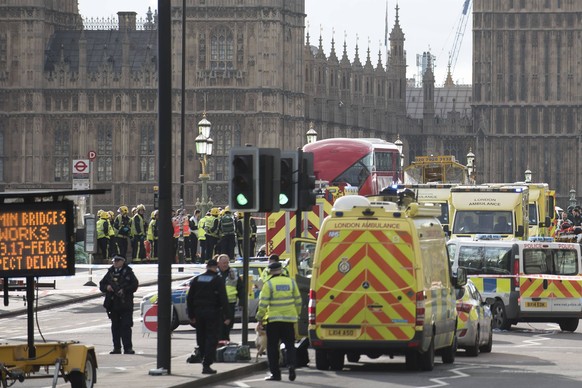 London: Terror attack at Westminster The area around Westminster and the Houses Of Parliament has been evacuated after what is thought to be a terror attack. A police officer and a woman have been kil ...