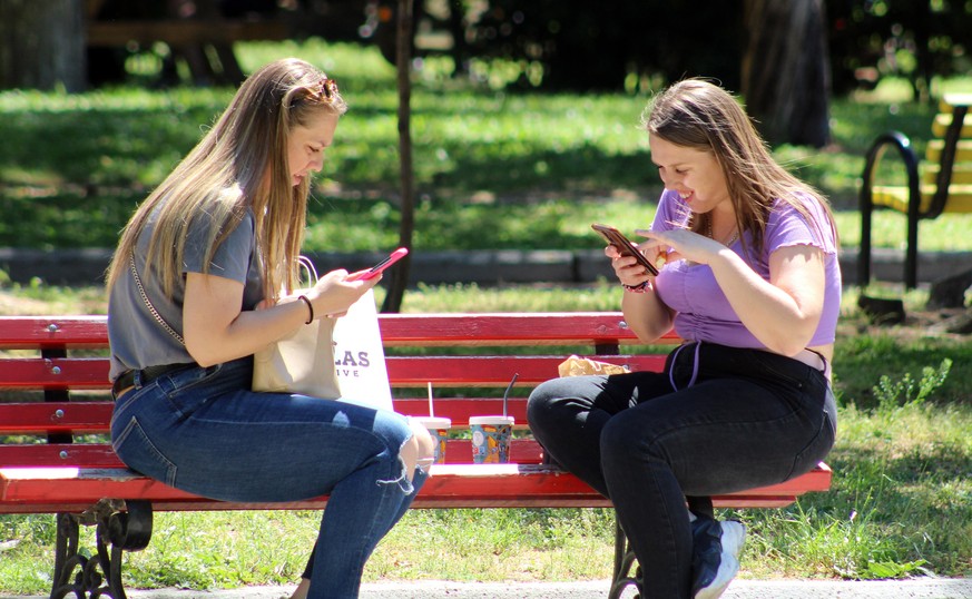 Nomophobia is syndrome of problematic digital media use in mental health. Young people use mobile phone in Katerini, Greece, May 19, 2022. (CTK Photo/Milos Ruml)