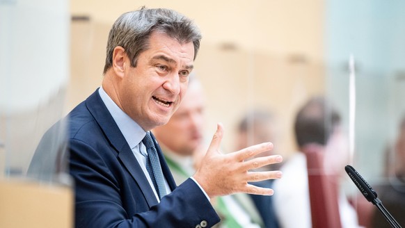 Markus Söder (CSU), Ministerpräsident von Bayern, gibt während der Sitzung des bayerischen Landtags seine Regierungserklärung zur Klimaschutzpolitik ab. +++ dpa-Bildfunk +++