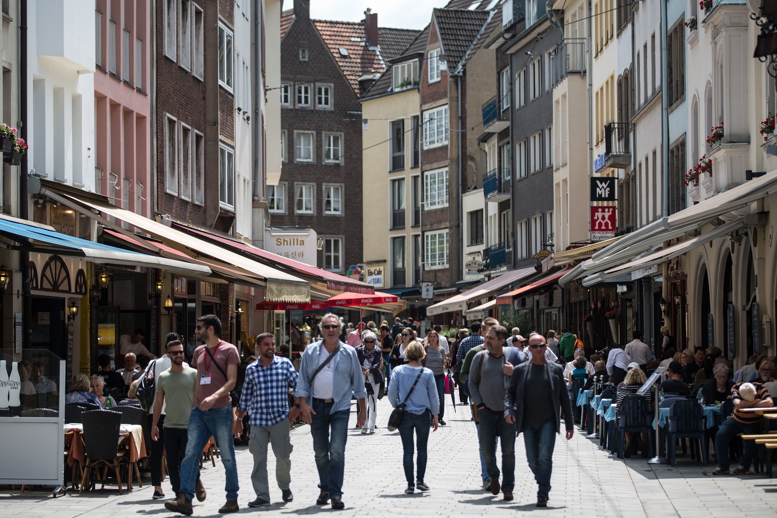 Die Altstadt in Düsseldorf: Die Landeshauptstadt ist offenbar seit Jahrzehnten die Drehscheibe des internationalen Drogenrings.