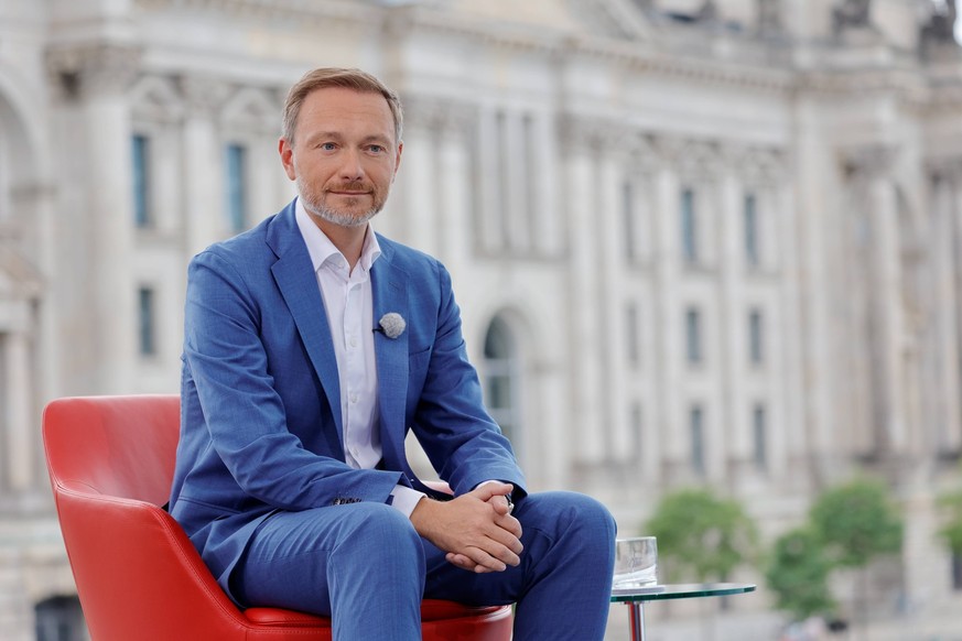 Christian Lindner, Deutscher Bundesminister für Finanzen, Deutschland, Berlin, ARD-Sommerinterview mit Christian Lindner im Bericht aus Berlin am Sonntag, den 21. August 2022. *** Christian Lindner, G ...