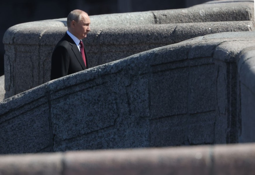 SAINT PETERSBURG, RUSSIA - JULY 30: (RUSSIA OUT) Russian President Vladimir Putin departs his boat during the annual Navy Day Parade on July 30, 2023, in Saint Petersburg, Russia. President Putin and  ...