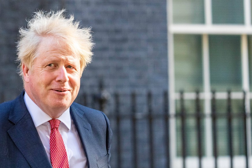 News Bilder des Tages Prime Minister Boris Johnson, leaves Number Ten in Downing Street on Tuesday, 21 July 2020 to attend a Cabinet meeting for the first time since the lockdown to be held at the For ...