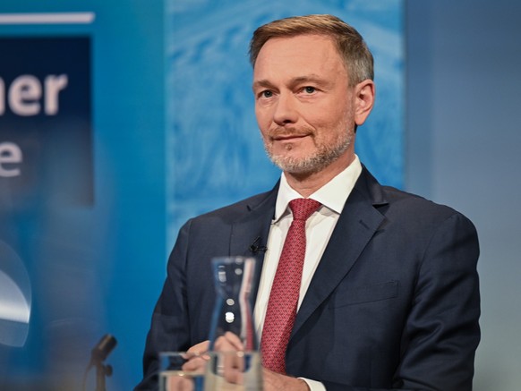 23.02.2025, Berlin: Christian Lindner, Bundesvorsitzender und Spitzenkandidat der FDP, nimmt an der