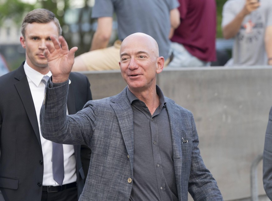Eine Ära endet mit einem Wechsel an der Spitze von Amazon aber noch nicht, Bezos will weiter mitmischen.