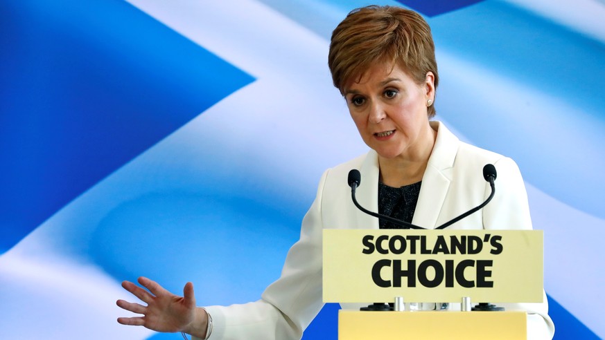 Scotland&#039;s First Minister Nicola Sturgeon gestures as she delivers a speech, on Brexit day, in Edinburgh, Scotland, Britain January 31, 2020. REUTERS/Russell Cheyne