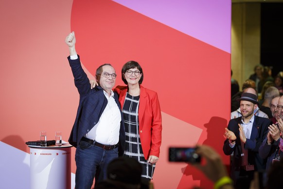 Es waren kämpferische Bewerbungsreden von beiden neuen SPD-Vorsitzenden.