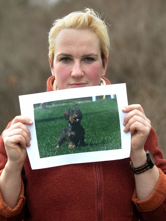 Weil ihre Mutter seit dem Verschwinden vor zwei Monaten so angeschlagen ist, organisiert Maxi (Foto) die Suche nach der sieben Jahre alten Dackeldame.