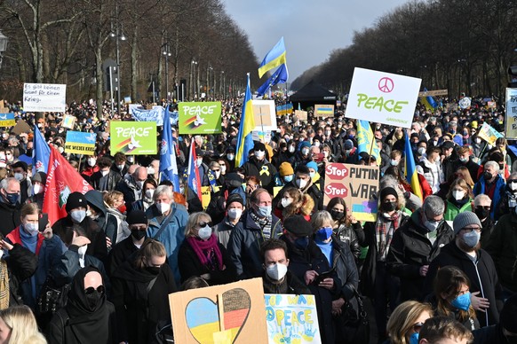 Veranstalter schätzen Zahl der Teilnehmenden auf eine halbe Million.