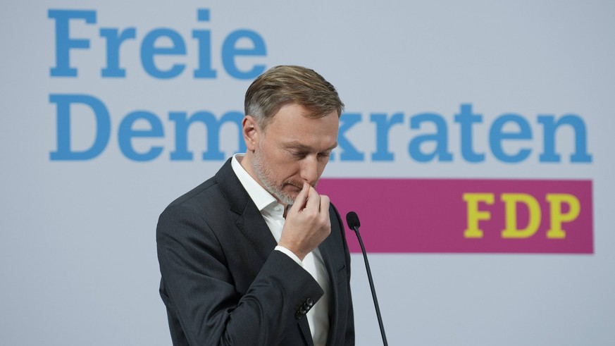 News Bilder des Tages Pressekonferenz, FDP, Christian Lindner Pressekonferenz, FDP, Hans-Dietrich-Genscher-Haus, FDP-Bundesvorsitzender Christian Lindner Berlin Berlin GER *** Press conference, FDP, C ...