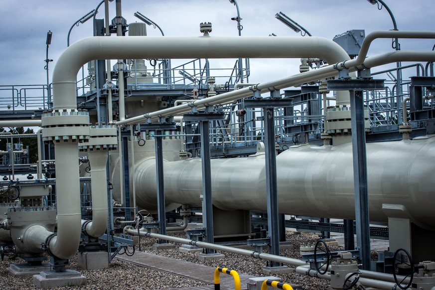 Rohrsysteme der Gas-Anlandestation der Ostseepipeline Nord Stream 2 in Mecklenburg-Vorpommern.