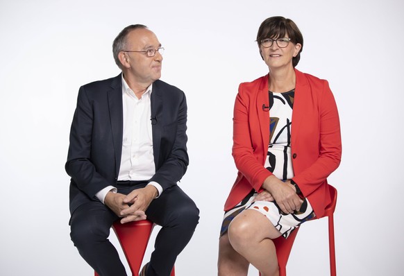 Saskia Esken und Norbert Walter-Borjans bewerben sich gemeinsam um den SPD-Parteivorsitz. Berlin 27.08.2019 Berlin Deutschland *** Saskia Esken and Norbert Walter Borjans apply together for SPD party  ...