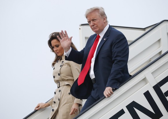 Donald Trump und First Lady Melania bei ihrer Ankunft in Belgien: Der US-Präsident nimmt am Nato-Gipfel in Brüssel teil.