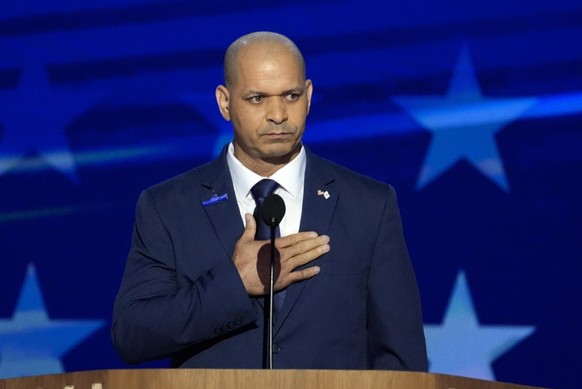 Retired U.S. Capitol Police Officer Aquilino Gonell speaks during the Democratic National Convention Wednesday, Aug. 21, 2024, in Chicago. (AP Photo/J. Scott Applewhite)