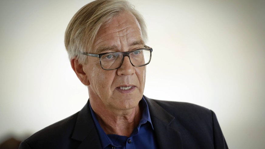 26.05.2020, Berlin, Deutschland - Foto: Dietmar Bartsch, Vorsitzender der Fraktion DIE LINKE im Deutschen Bundestag, bei einem Pressestatement vor Beginn der Fraktionssitzung im Reichstag. *** 26 05 2 ...