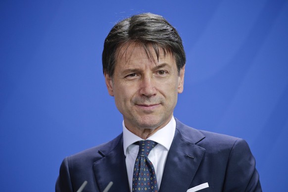 18.06.2018, Berlin, Deutschland - Pressestatements durch Bundeskanzlerin Angela Merkel und den Ministerpraesidenten der Italienischen Republik, Giuseppe Conte, im Bundeskanzleramt. Foto: Giuseppe Cont ...