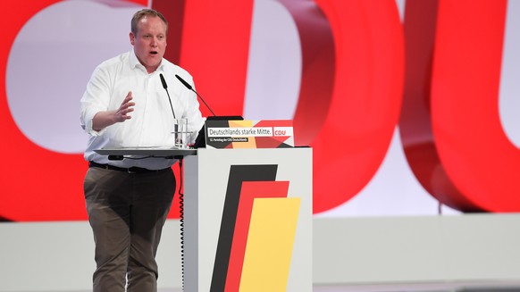 22.11.2019, Sachsen, Leipzig: Timan Kuban, Bundesvorsitzender der Jungen Union, spricht beim CDU-Bundesparteitag. Der Parteitag dauert bis zum 23. November 2019. Foto: Hendrik Schmidt/dpa | Verwendung ...