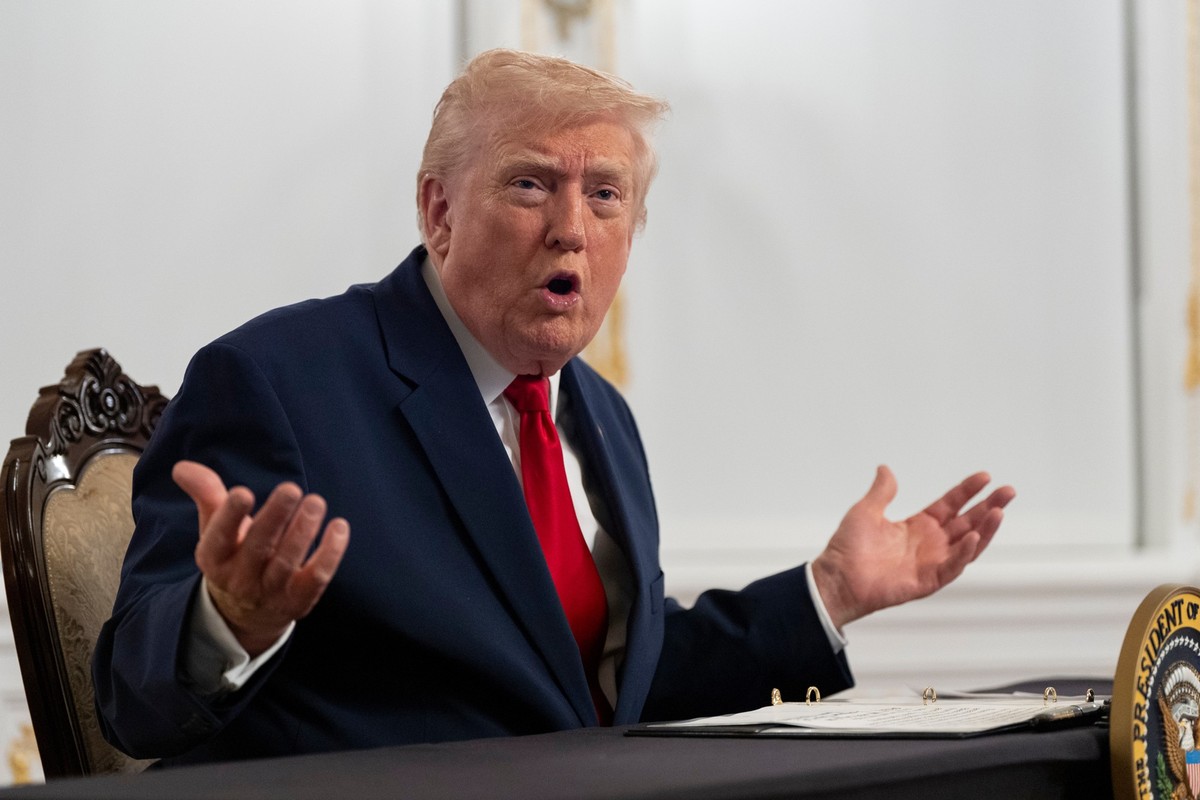 President Donald Trump speaks to reporters after speaking to troops via video from his Mar-a-Lago estate on Thanksgiving, Thursday, Nov. 27, 2025, in Palm Beach, Fla. (AP Photo/Alex Brandon)