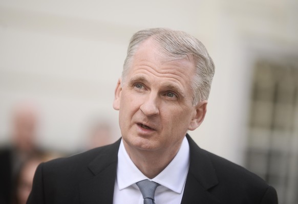 ABD0110_20190509 - WIEN - ÖSTERREICH: Der US-Historiker Timothy Snyder während seines Vortrags "Judenplatz 1010 - Eine Rede an Europa 2019" im Rahmen der Wiener Festwochen am Donnerstag, 9. ...