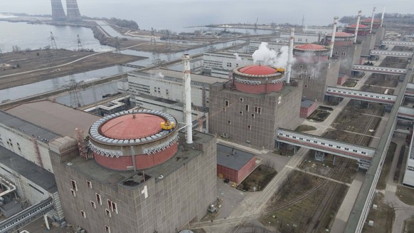 Ukraine Russia Military Operation 8136360 08.03.2022 This aerial view shows the Zaporozhye nuclear power plant located in the steppe zone on the shore of the Kakhovsky reservoir in the city of Energod ...