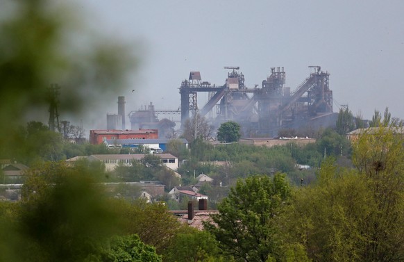 A view shows a plant of Azovstal Iron and Steel Works during Ukraine-Russia conflict in the southern port city of Mariupol, Ukraine May 5, 2022. Picture taken May 5, 2022. REUTERS/Alexander Ermochenko