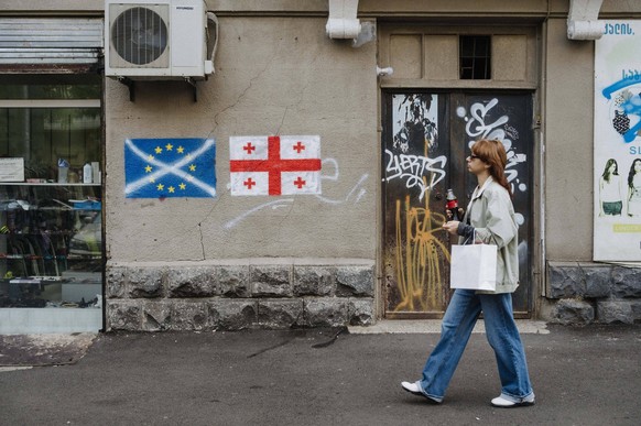 - Tbilissi in Georgia ahead of the elections - 11/10/2024 - Georgia Europe / Tbilisi - Pro-European tags on the walls of Georgia s capital, Tbilisi. On Saturday October 26, Georgians were called to th ...