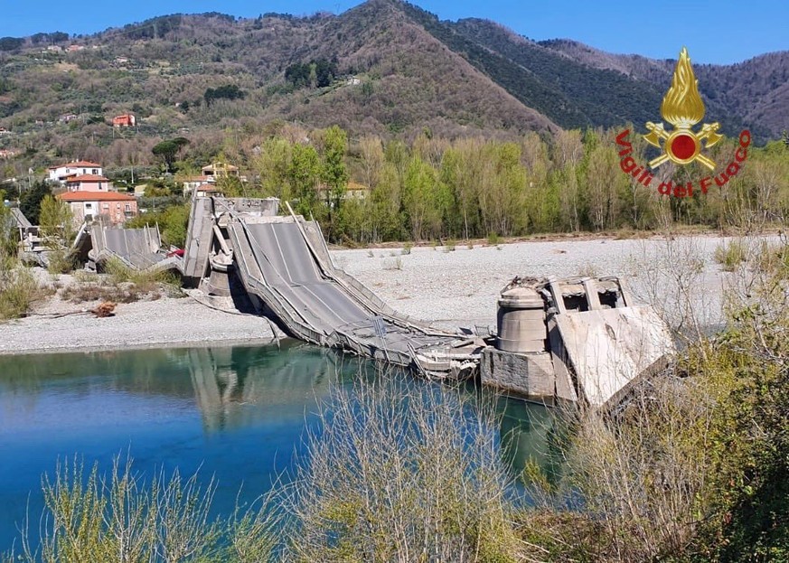 Die Brücke ist nicht mehr befahrbar.