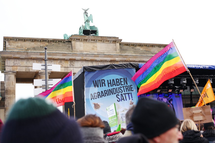 Landwirte protestieren vor dem Brandenburger Tor.