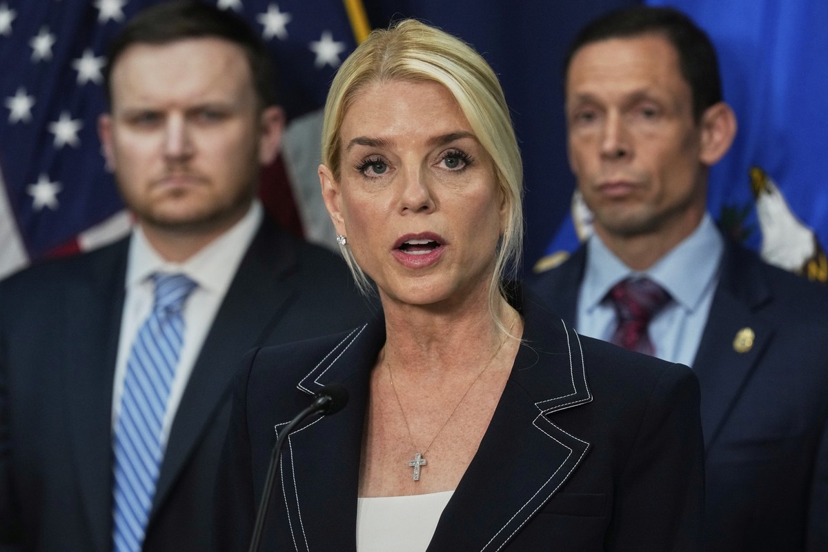 U.S. Attorney General Pamela Bondi comments on the guilty plea of former Mexican cartel kingpin Ismael &quot;El Mayo&quot; Zambada in federal court, in the Brooklyn borough of New York, Monday, Aug. 2 ...