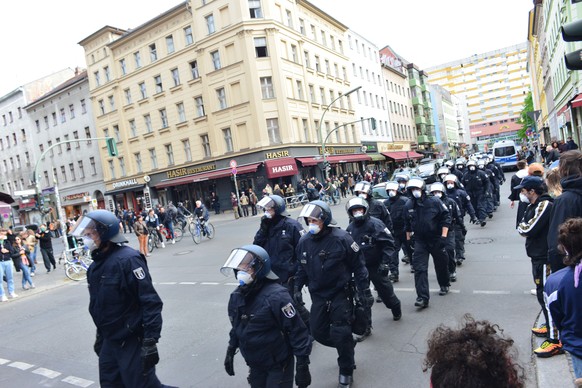 Die Polizei war mit einem Großaufgebot vor Ort.