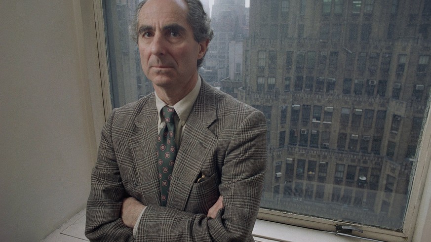 Novelist Philip Roth poses in March 1993. (AP Photo/Joe Tabbacca) |