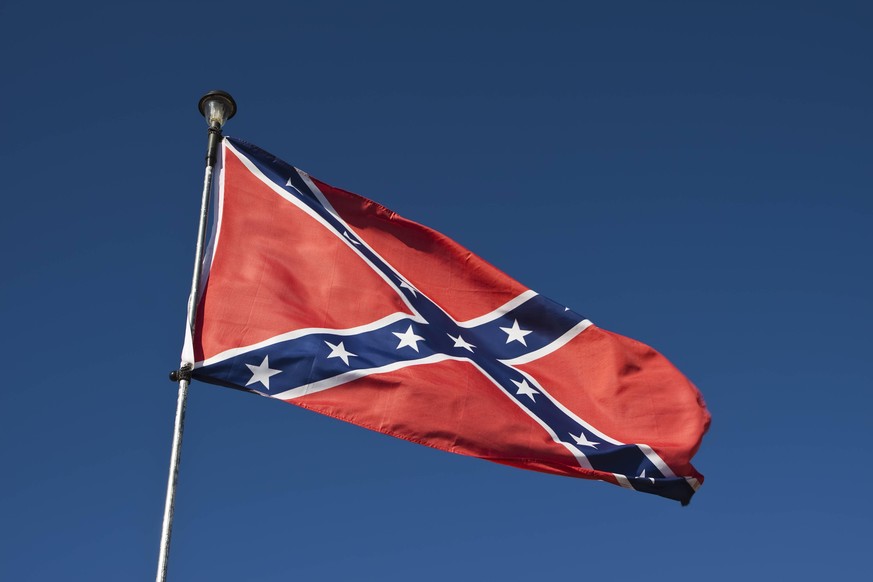 Die umstrittene Konföderiertenflagge: Umgangssprachlich ist oft von der "Südstaatenflagge" die Rede.