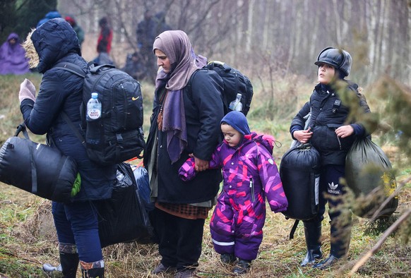 Gefangen im "Niemandsland": Asyl- und Schutzsuchende an der belarussisch-polnischen Grenze.