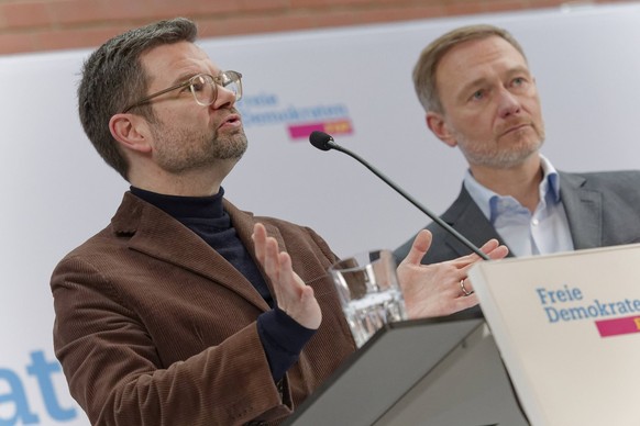 FDP-Pressekonferenz mit Lindner und Buschmann 2025-02-17 Deutschland, Berlin Pressekonferenz des FDP-Doppelgespanns Vorsitzender - Generalsekret