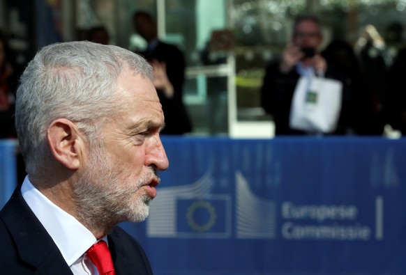 Britain&#039;s opposition Labour Party leader Jeremy Corbyn speaks to the media after a meeting with European Union&#039;s Chief Brexit Negotiator Michel Barnier in Brussels, Belgium March 21, 2019. R ...