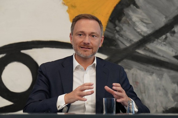 Finanzminister Christian Lindner (FDP) verteidigt das dritte Entlastungspaket.