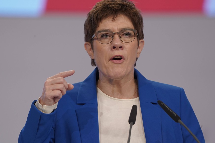 Leipzig, 22.11.2019, Annegret Kramp-Karrenbauer bei Ihrer Rede auf dem 32. Parteitag der CDU Deutschland in Leipzig | Verwendung weltweit