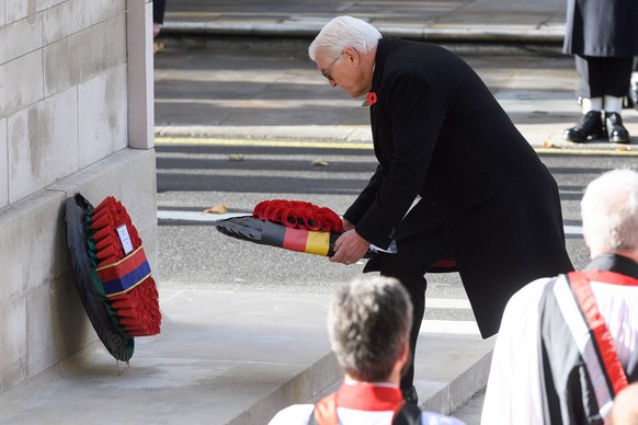 (181111) -- LONDON, Nov. 11, 2018 -- German President Frank-Walter Steinmeier attends the annual remembrance ceremony marking the 100th anniversary of the end of the First World War in London, Britain ...