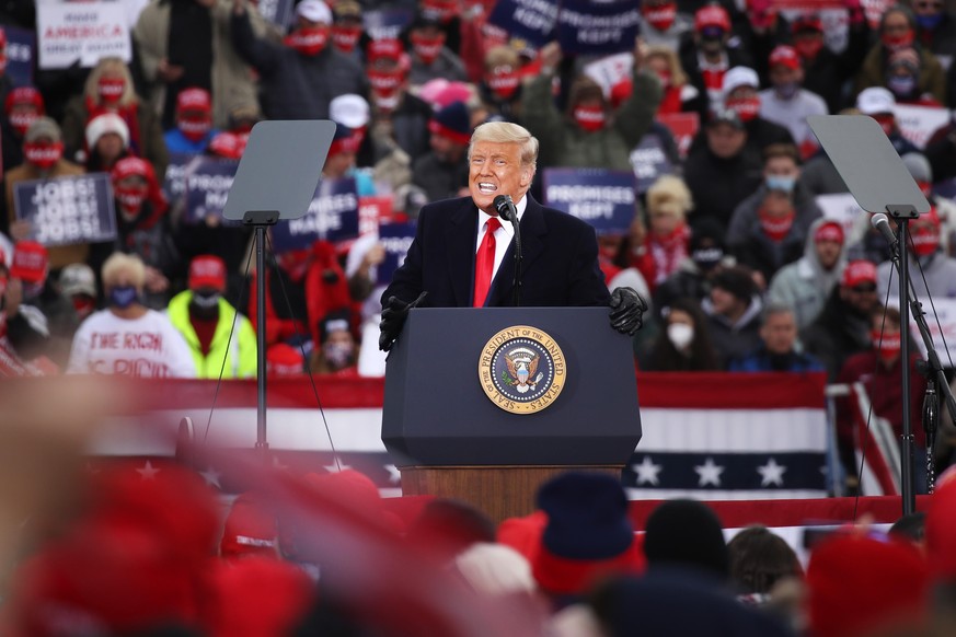 READING, PENNSYLVANIA - OCTOBER 31: President Donald Trump speaks at a rally on October 31, 2020 in Reading, Pennsylvania. Donald Trump is crossing the crucial state of Pennsylvania in the last few da ...