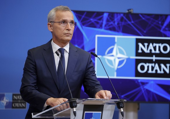 Nato-Generalsekretär Jens Stoltenberg sagte, dass nicht nachgelassen werden dürfe, die Ukraine zu unterstützen. . 