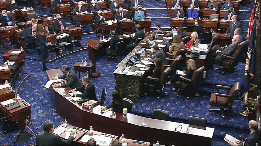 Der Senat stimmt während des zweiten Amtsenthebungsverfahrens gegen den früheren US-Präsident Trump im US-Senat im Kapitol über einen Antrag auf Zeugenaufruf ab.