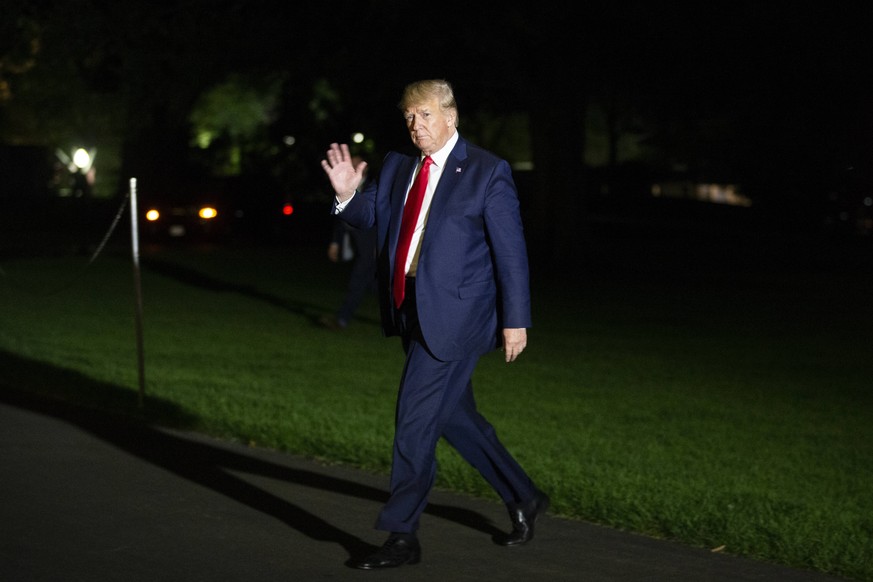 October 18, 2019, Washington, District of Columbia, USA: US President Donald J. Trump walks across the South Lawn upon his return to the White House by Marine One. Trump returns from a trip to Texas W ...