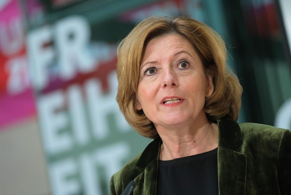 BERLIN, GERMANY - OCTOBER 28: Malu Dreyer, co-interim head of the German Social Democrats (SPD), speaks to the media the day after state elections in Thuringia on October 28, 2019 in Berlin, Germany. ...