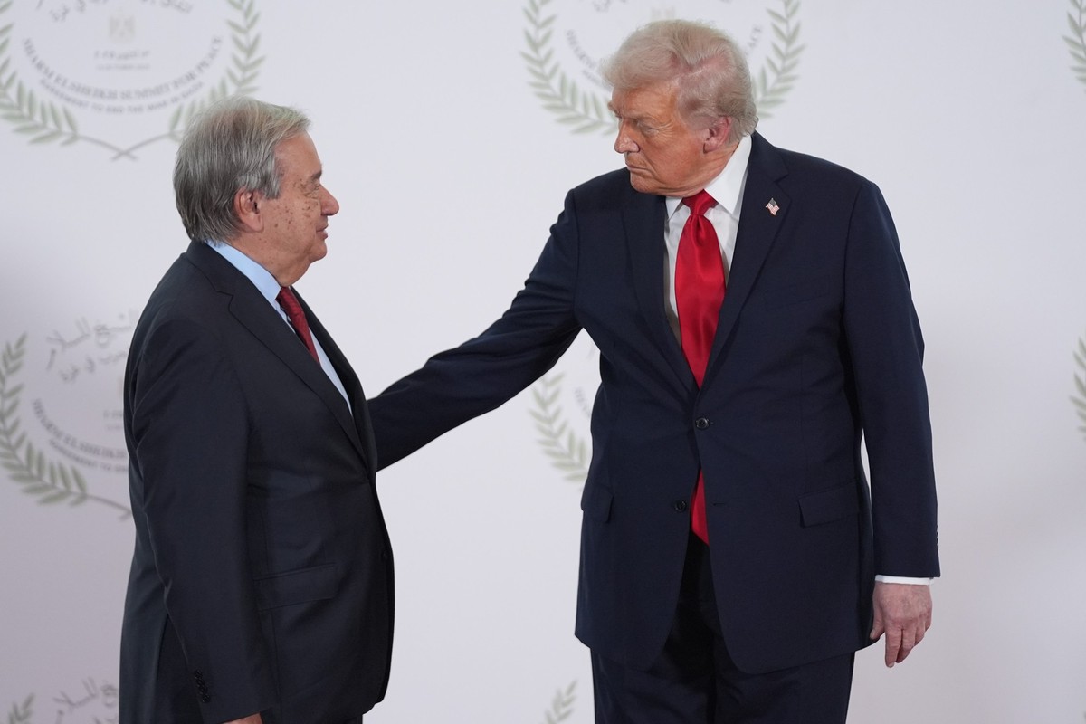 President Donald Trump greets UN Secretary-General António Guterres during a summit to support ending the more than two-year Israel-Hamas war in Gaza after a breakthrough ceasefire deal, Monday, Oct.  ...